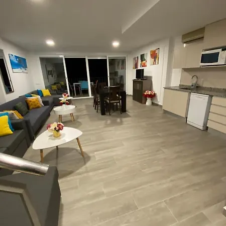 Belle Vue 1ère Lignée Marina *